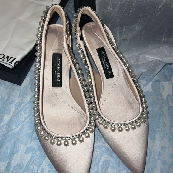 Antonio Melani Bridal Heels - Picture 3 of 6